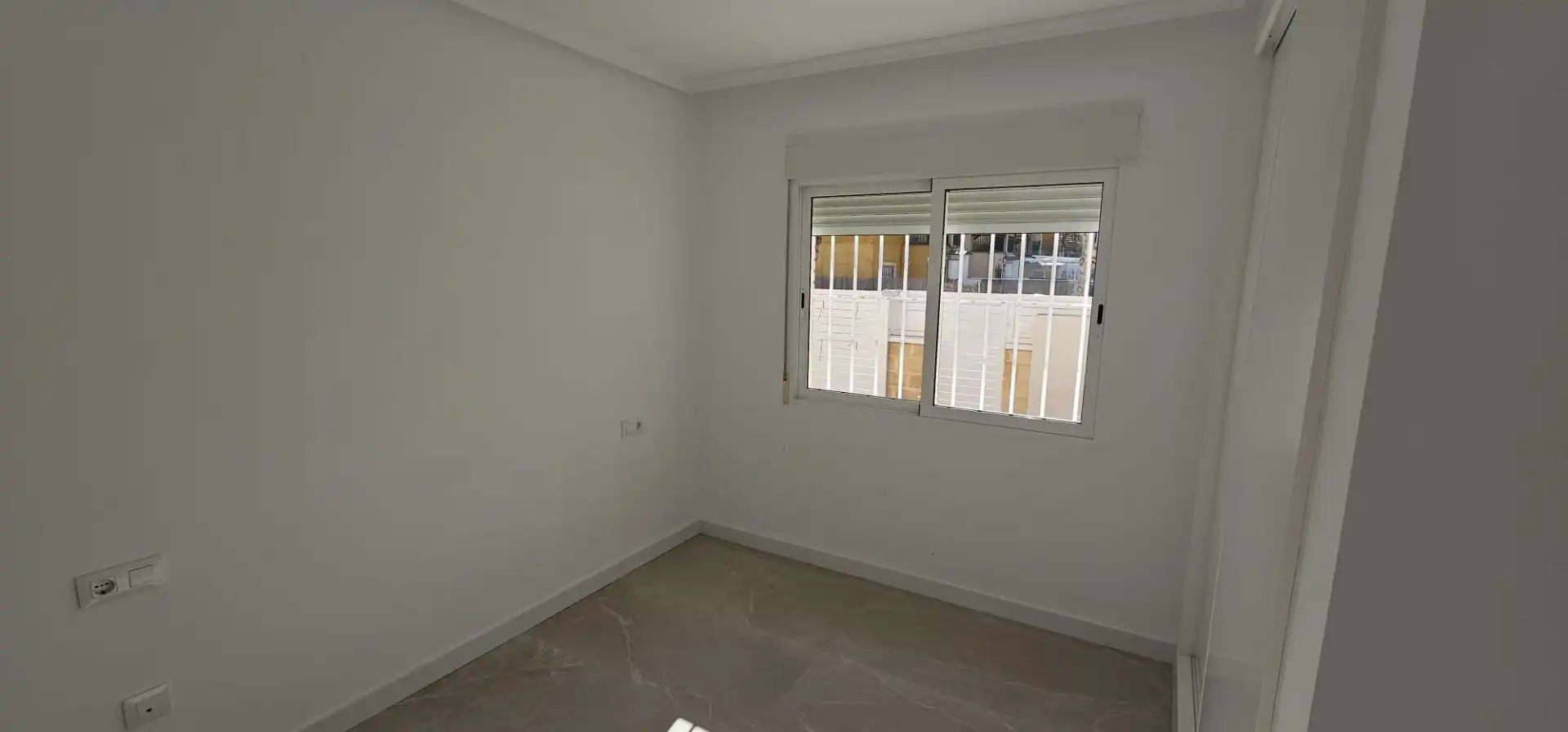 Dormitori de Casa o xalet en venda en Pilar de la Horadada amb Calefacció, Terrassa i Balcó