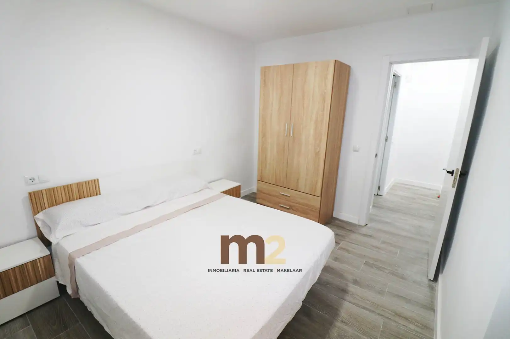 Habitación de Apartamento en venta en Guardamar del Segura con Aire acondicionado, Amueblado y Horno