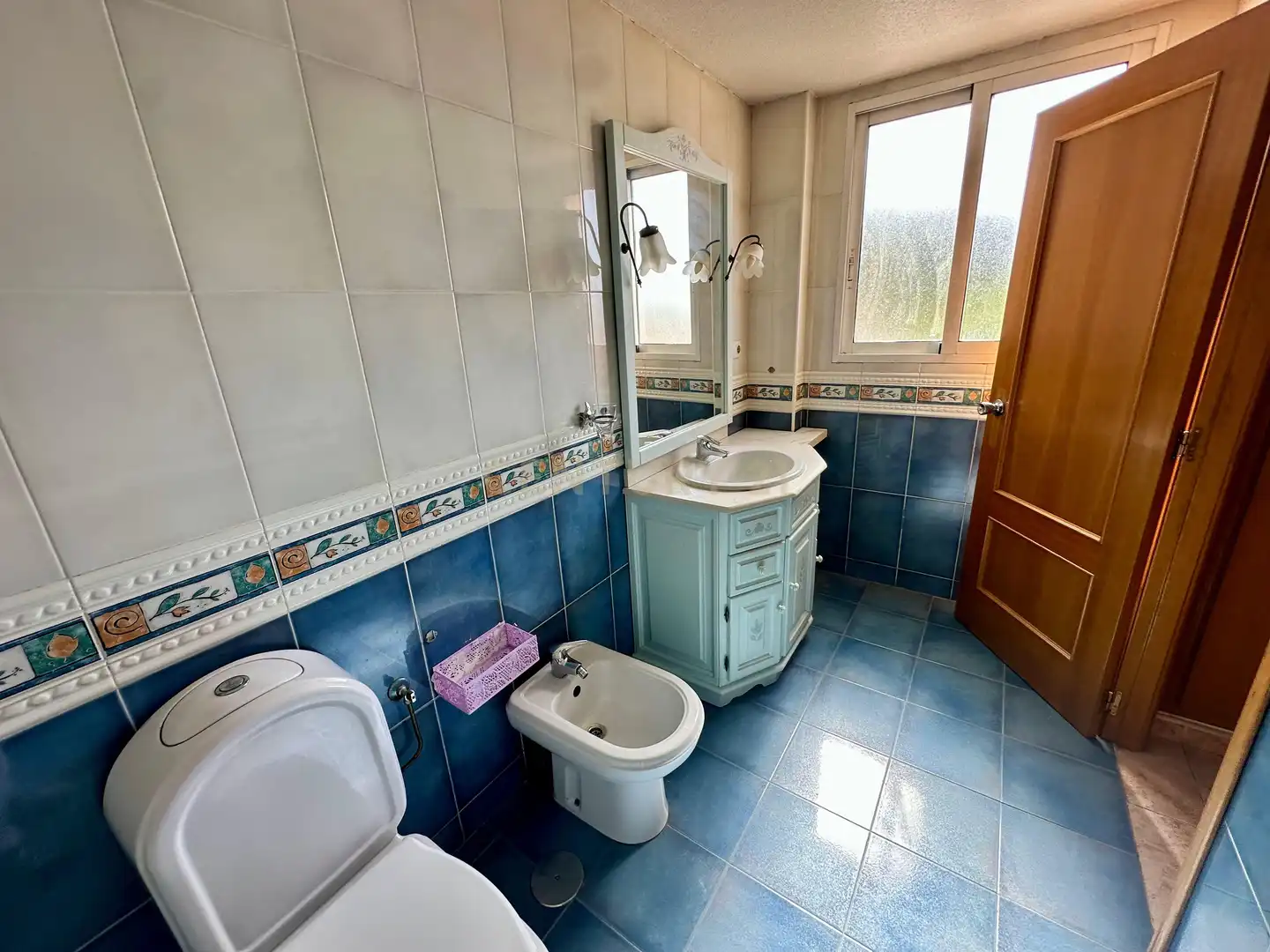 Baño de Casa adosada en venta en Jacarilla con Balcón