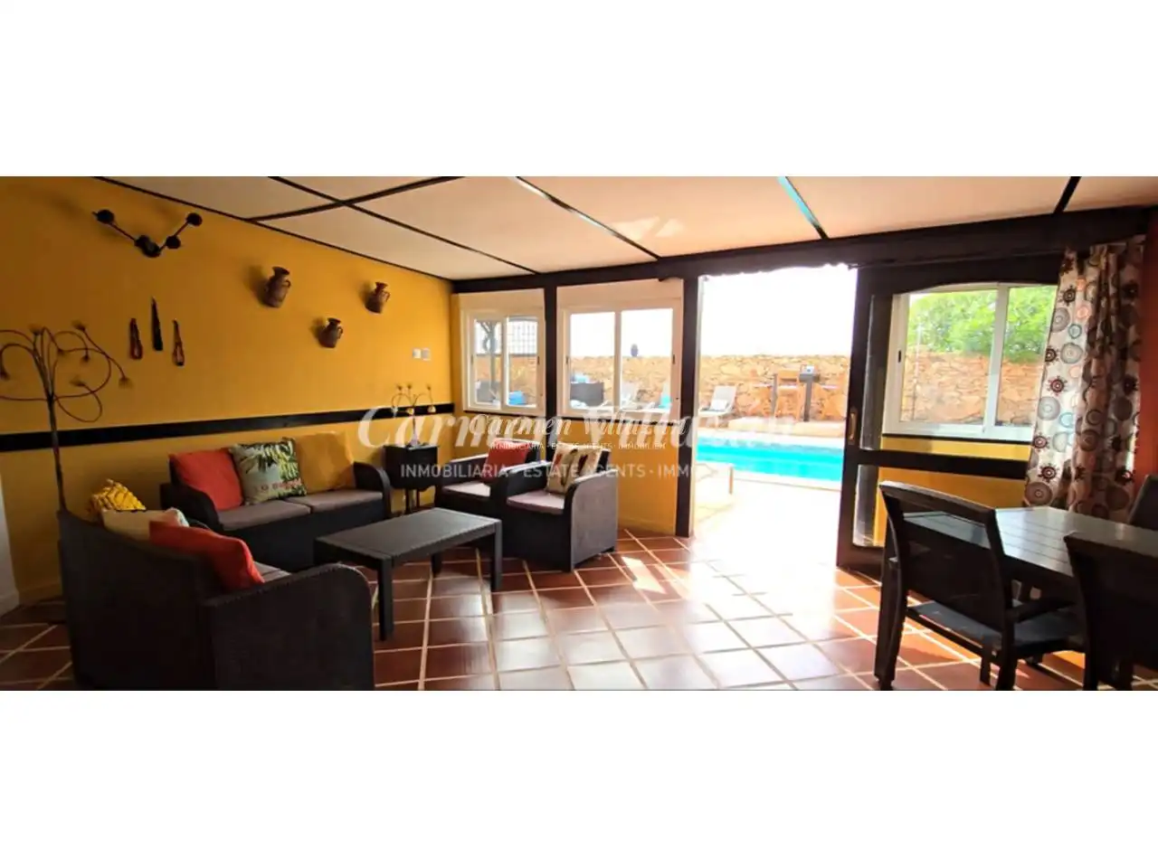 Houses for sale in Antigua  with Private garden, Terrace and Swimming Pool