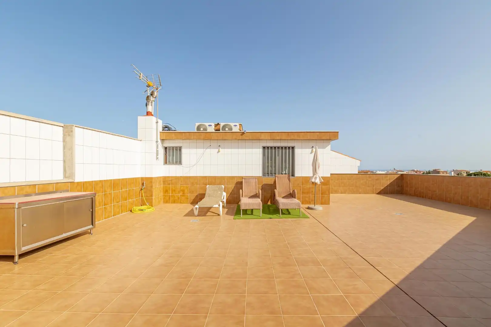 Terraza de Casa o chalet en venta en Santa Lucía de Tirajana con Aire acondicionado, Jardín privado y Terraza