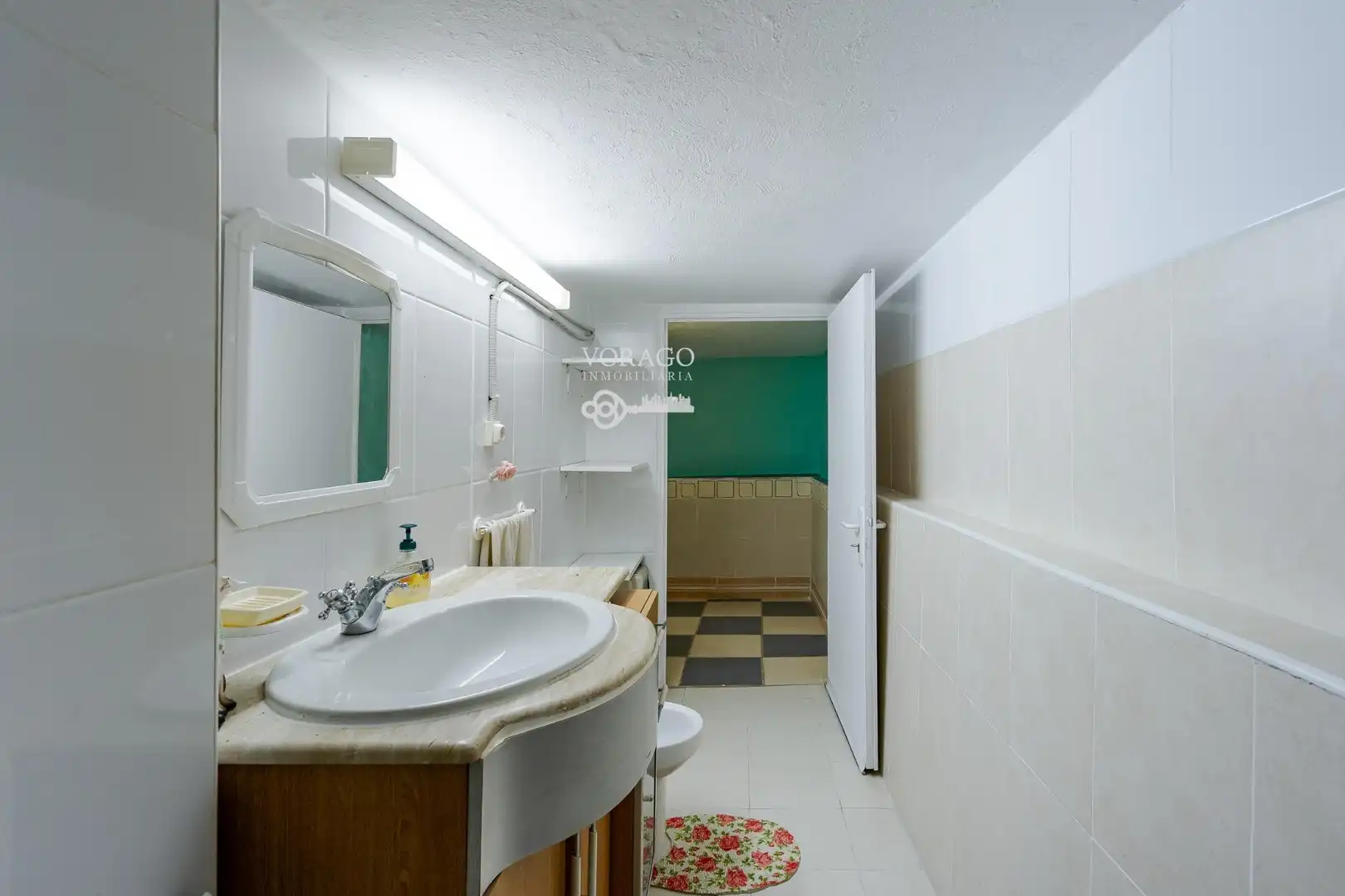 Baño de Casa o chalet en venta en Villanueva de la Torre con Calefacción, Jardín privado y Terraza