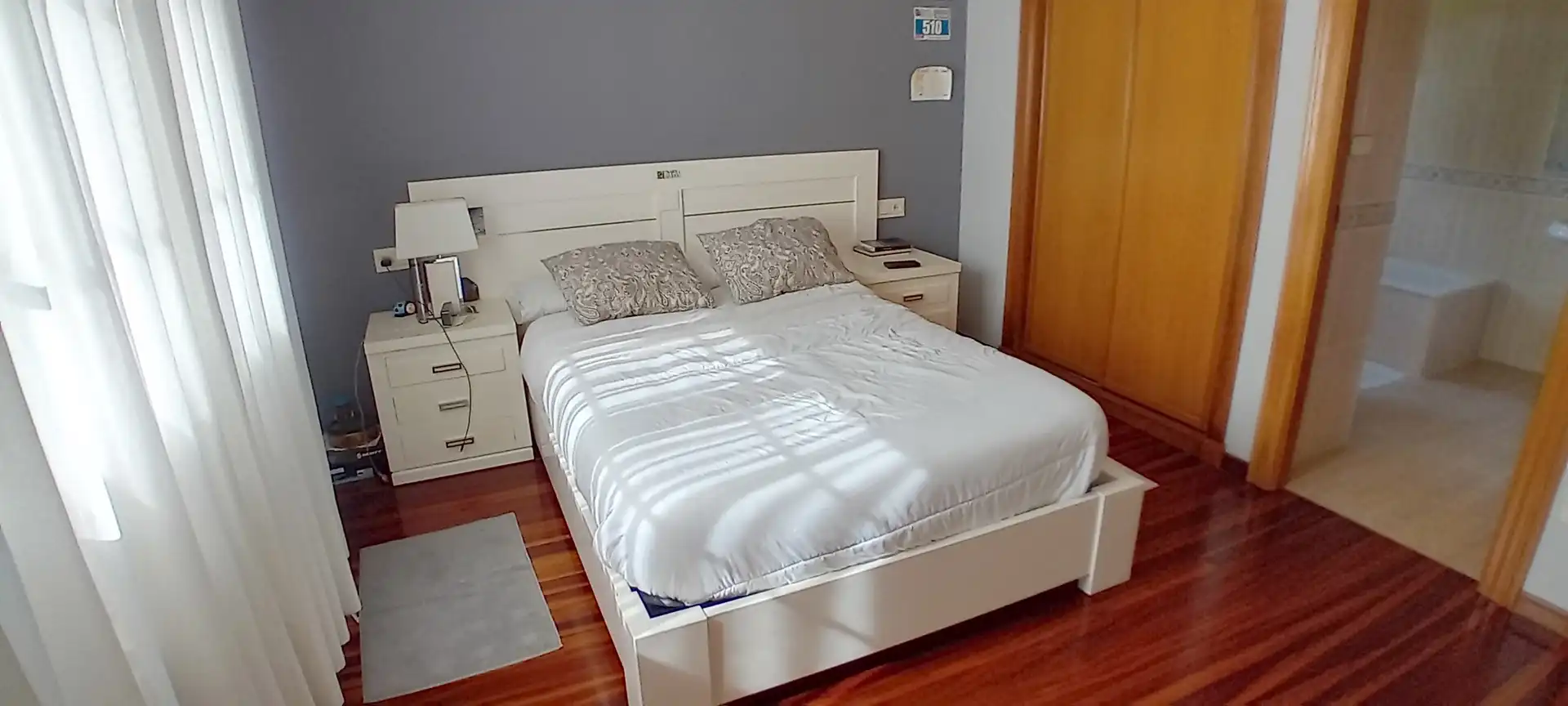 Dormitori de Casa o xalet en venda en Parres amb Calefacció, Jardí privat i Parquet