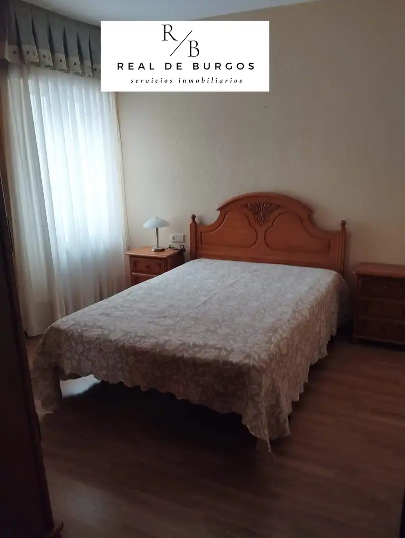 Bedroom of Flat for rent in Valladolid  with Heating, Terrace and Furnished