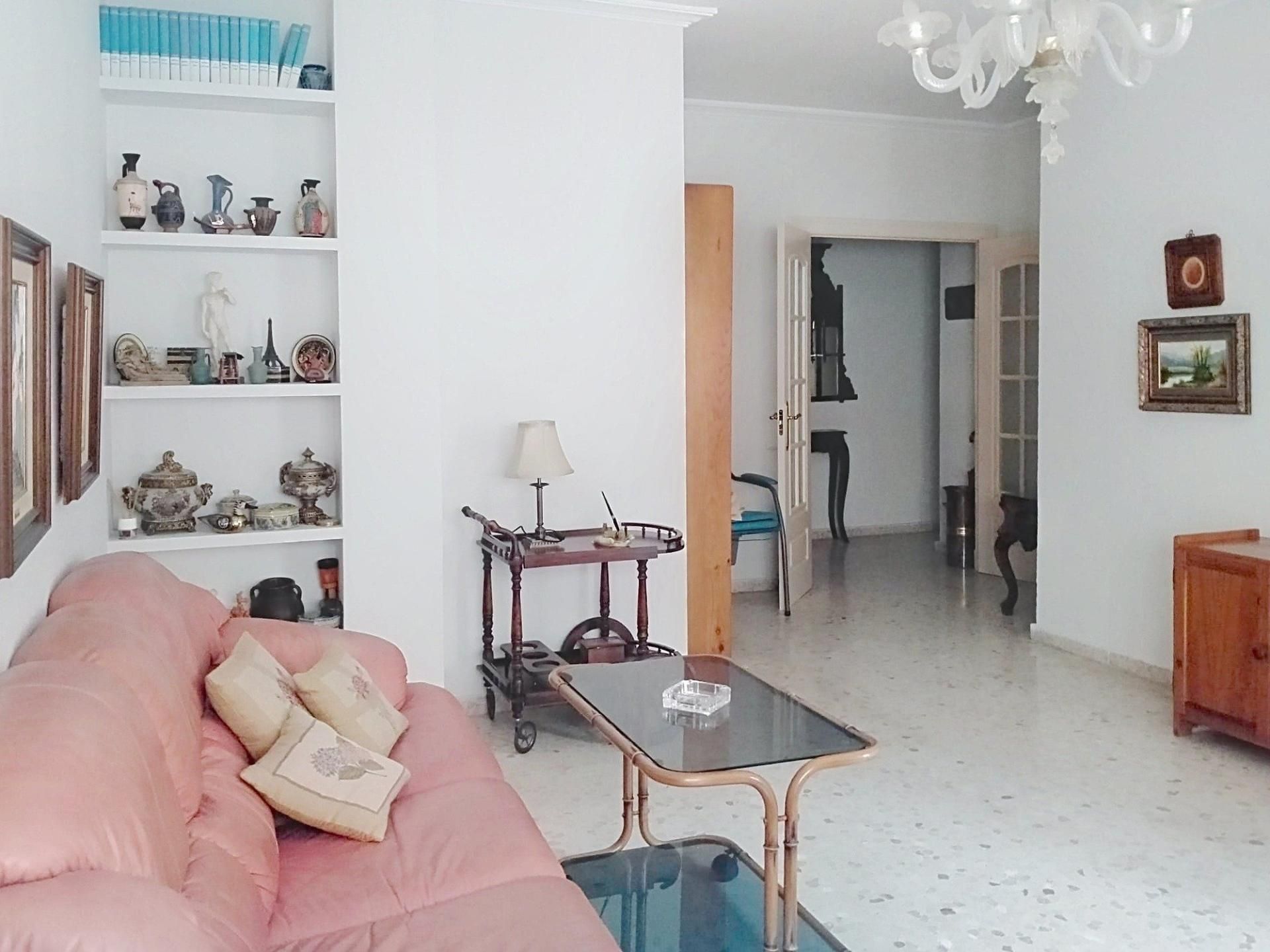 Sala de estar de Piso en venta en  Cádiz Capital