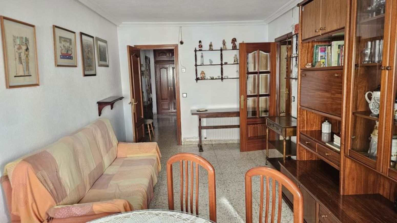 Sala d'estar de Pis en venda en Salamanca Capital amb Calefacció i Balcó