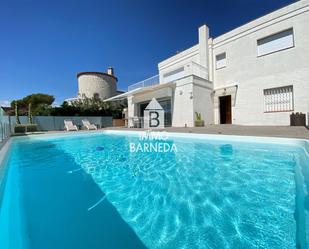 Vista exterior de Casa o xalet en venda en Roses amb Aire condicionat, Calefacció i Jardí privat