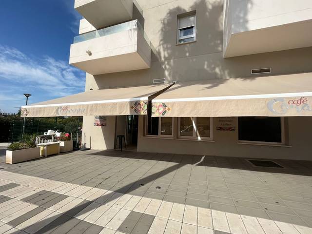 Local comercial en Alquiler en QUEVEDO, 8 en Rodeo Alto - Guadaiza - La Campana