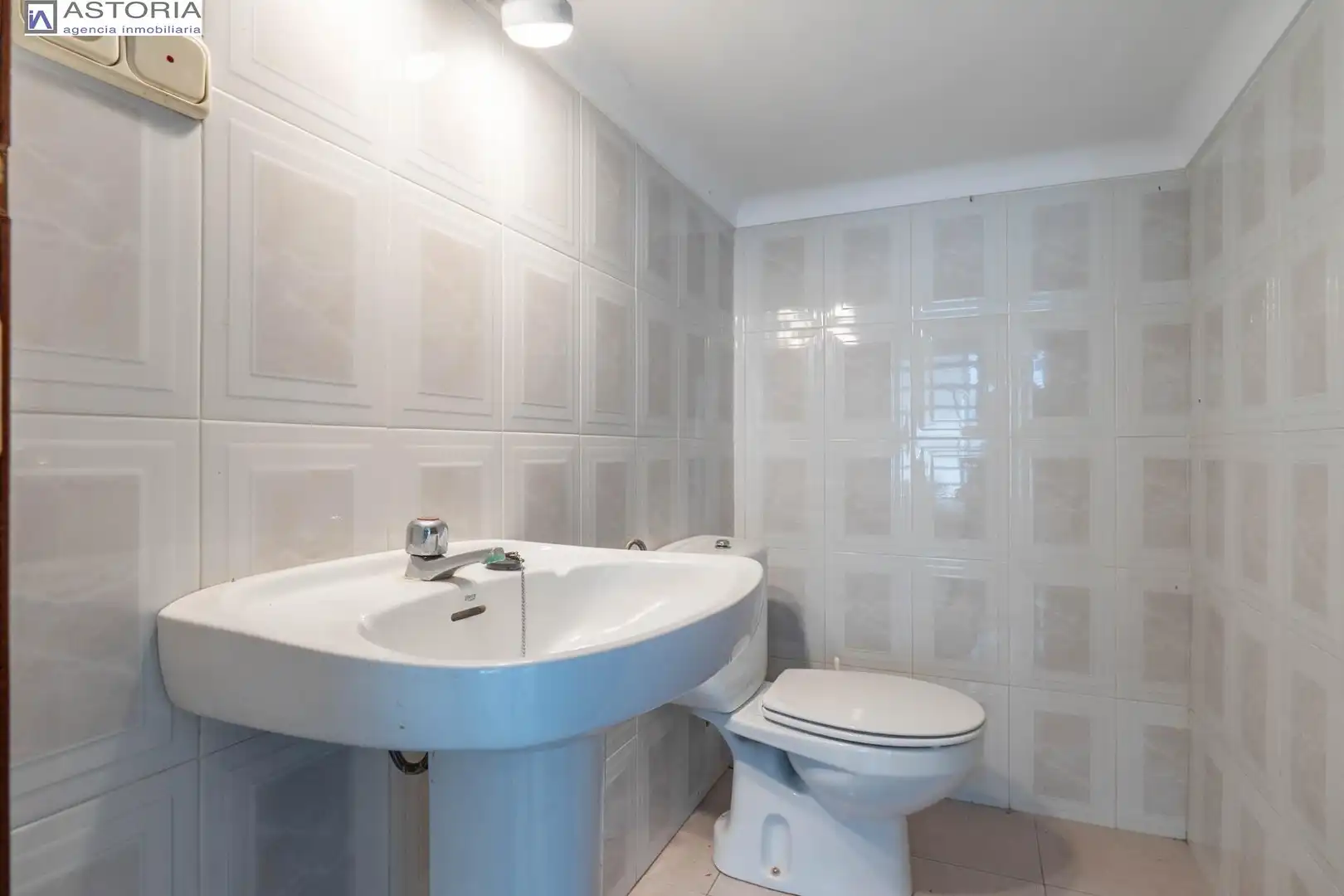 Locale commerciale in vendita a Calle Calle Doctor Fleming, imagen 10