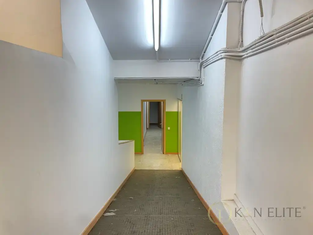 Local comercial de lloguer a Vallirana, imagen 11