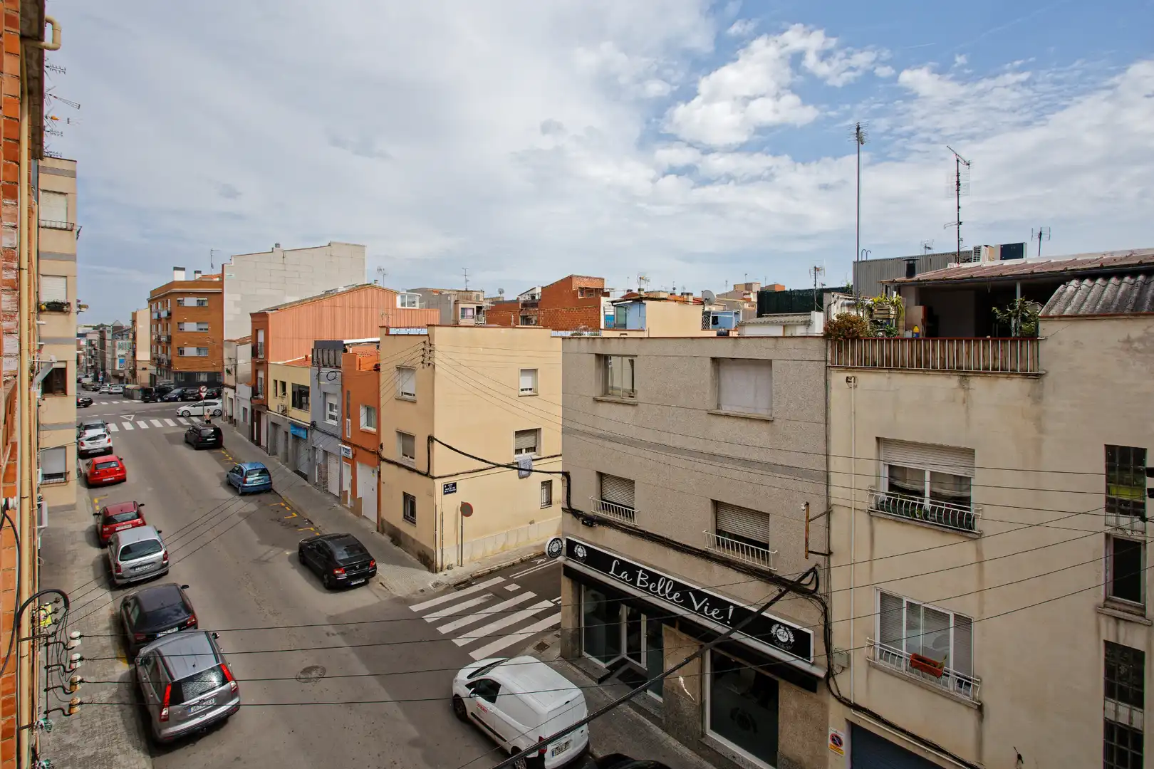 Exterior view of Flat for sale in Terrassa  with Air Conditioner and Balcony