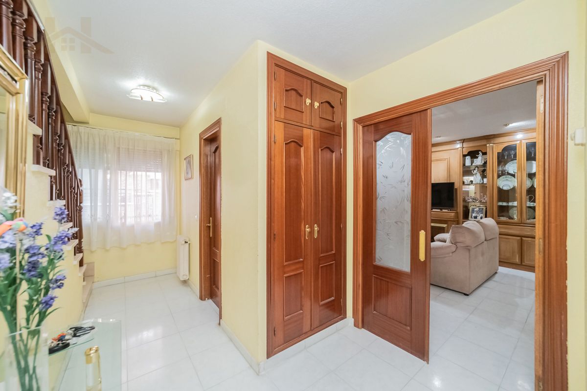 Flat for sale in Majadahonda  with Air Conditioner, Heating and Oven