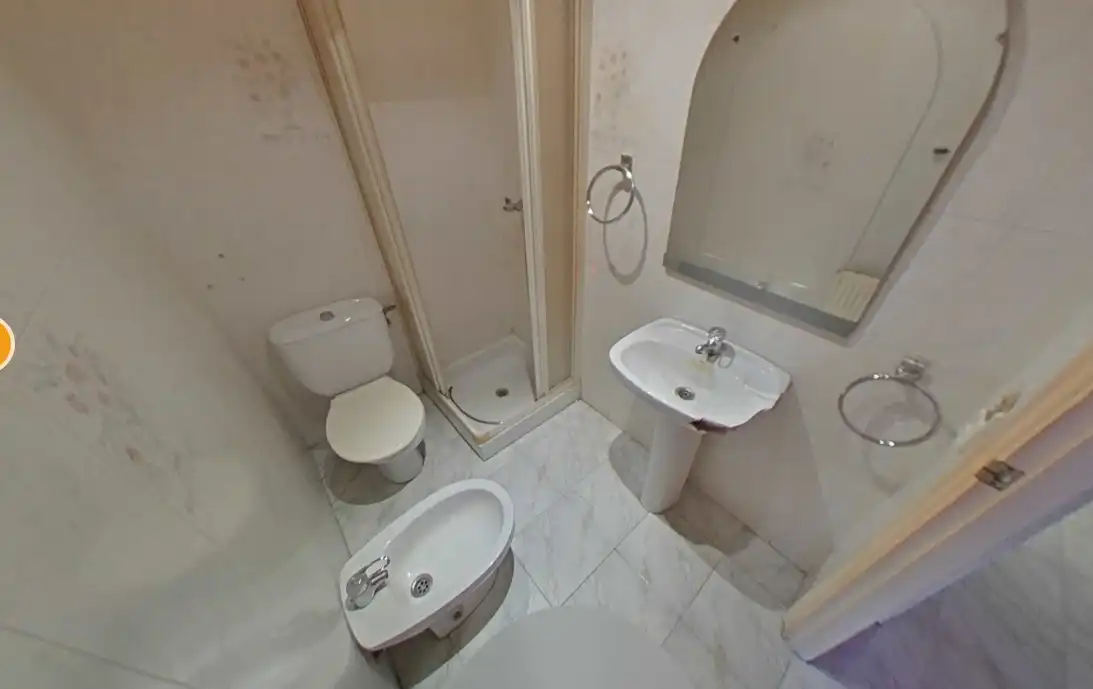 Bany de Pis en venda en Vilamalla