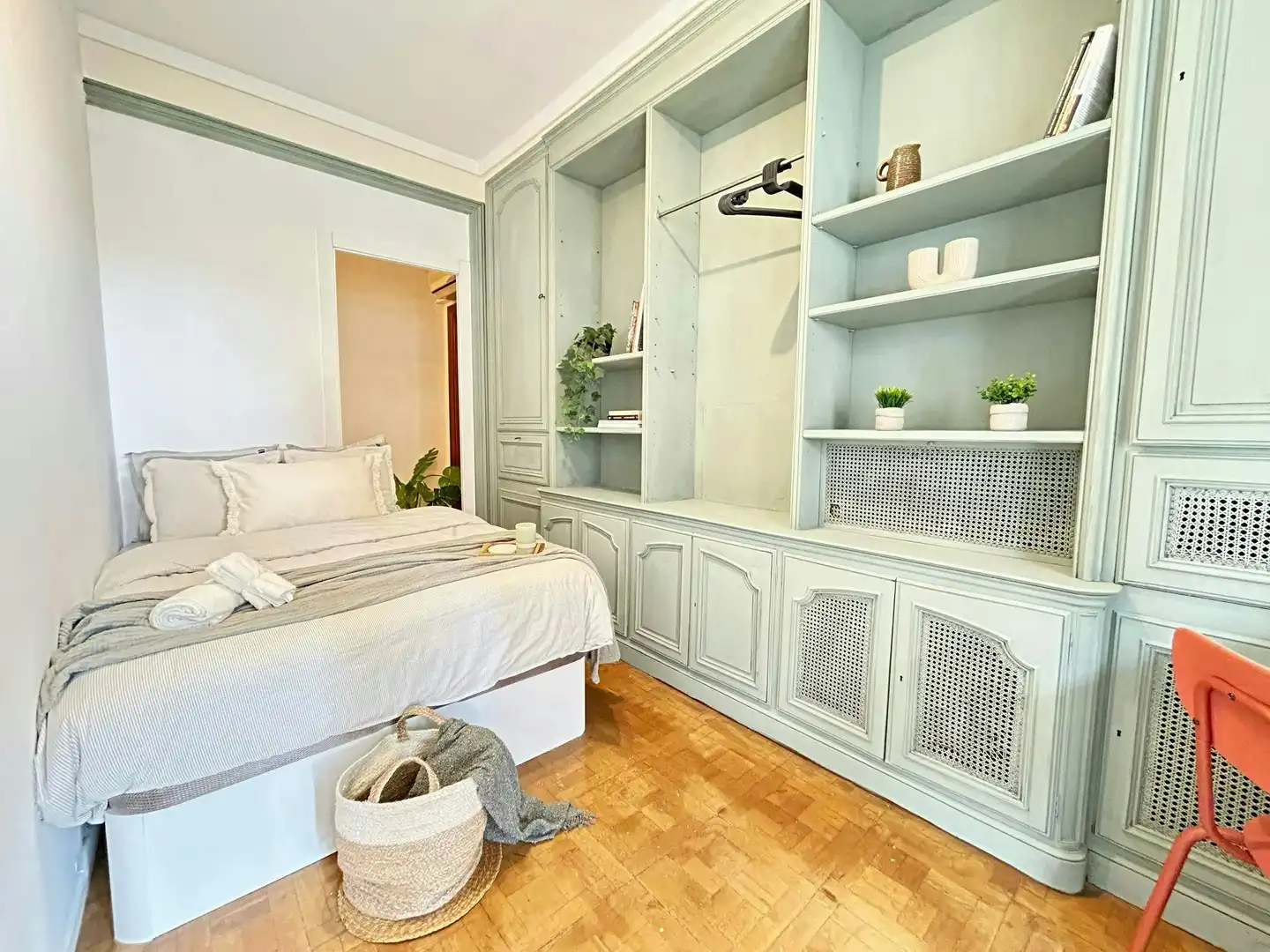 Bedroom of Flat for share in Barcelona  with Heating, Furnished and Washing machine