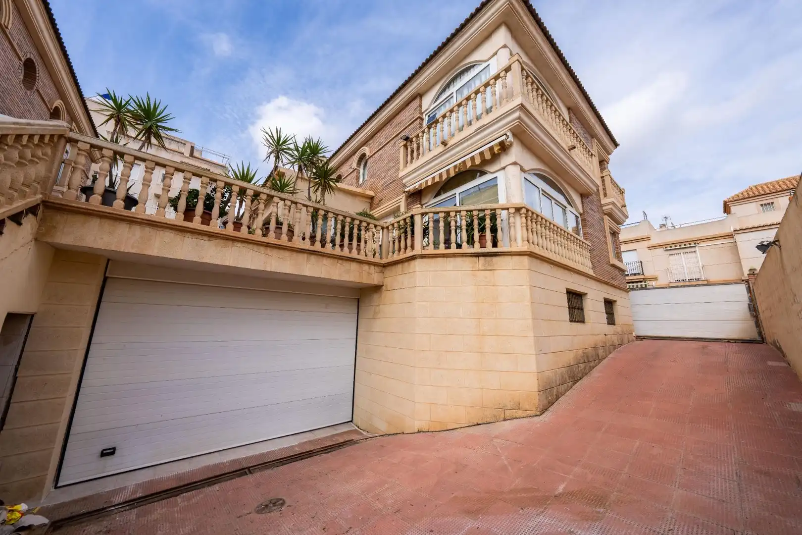 Exterior view of Houses for sale in Roquetas de Mar  with Air Conditioner, Private garden and Terrace