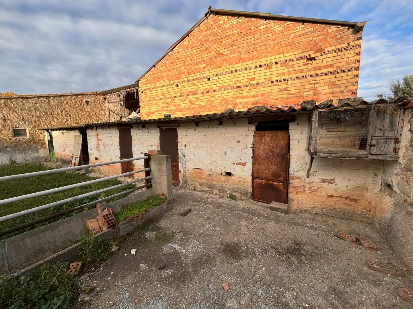 Vista exterior de Casa o chalet en venta en Sariñena con Jardín privado
