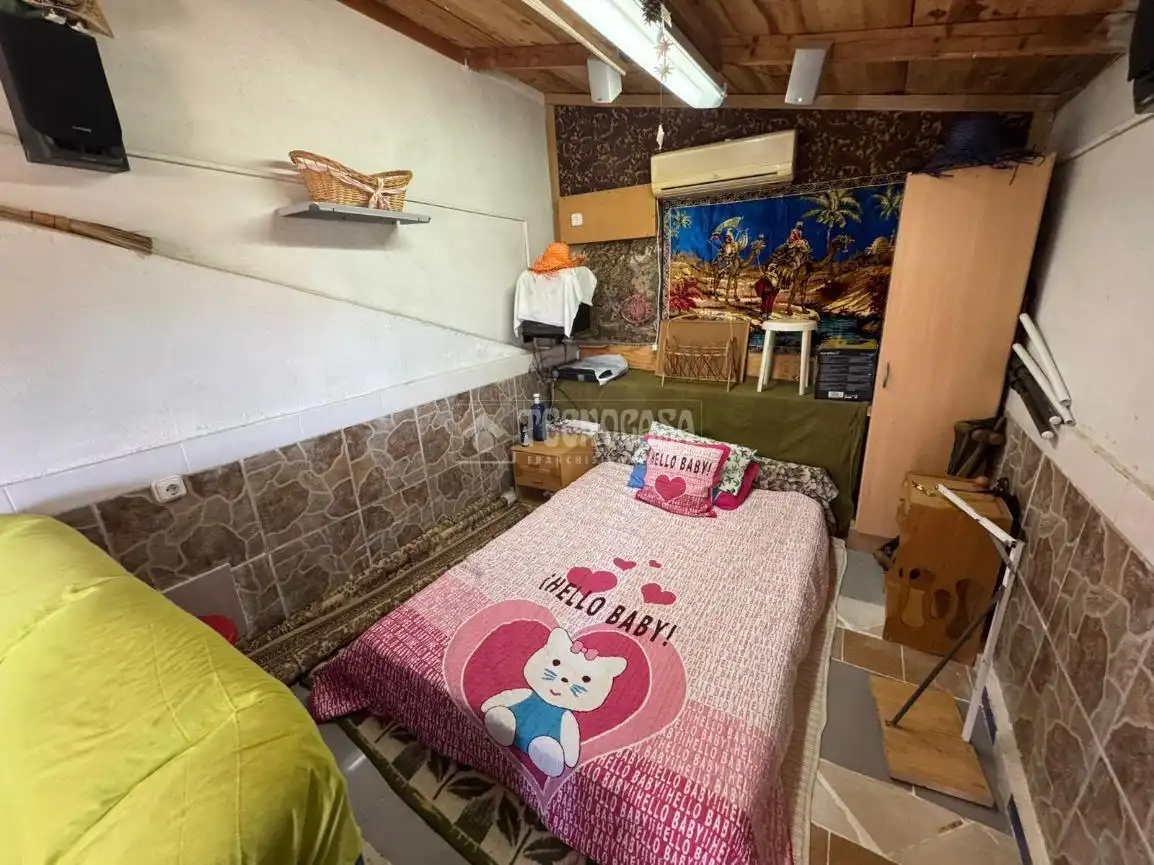 Habitación de Casa o chalet en venta en Montroi / Montroy con Jardín privado, Terraza y Piscina