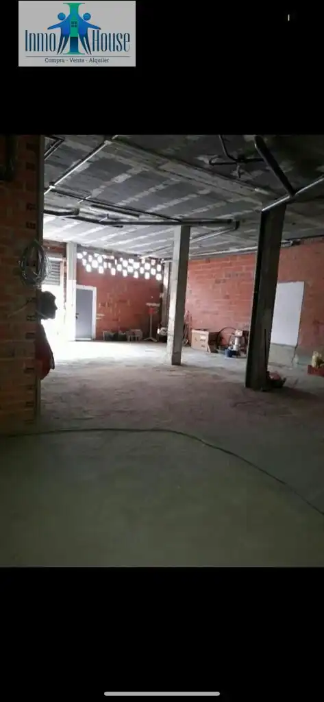 Local comercial en venda a San Pablo