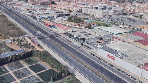 Traspaso de TALLER 1152 m2 en  Quart de Poblet.