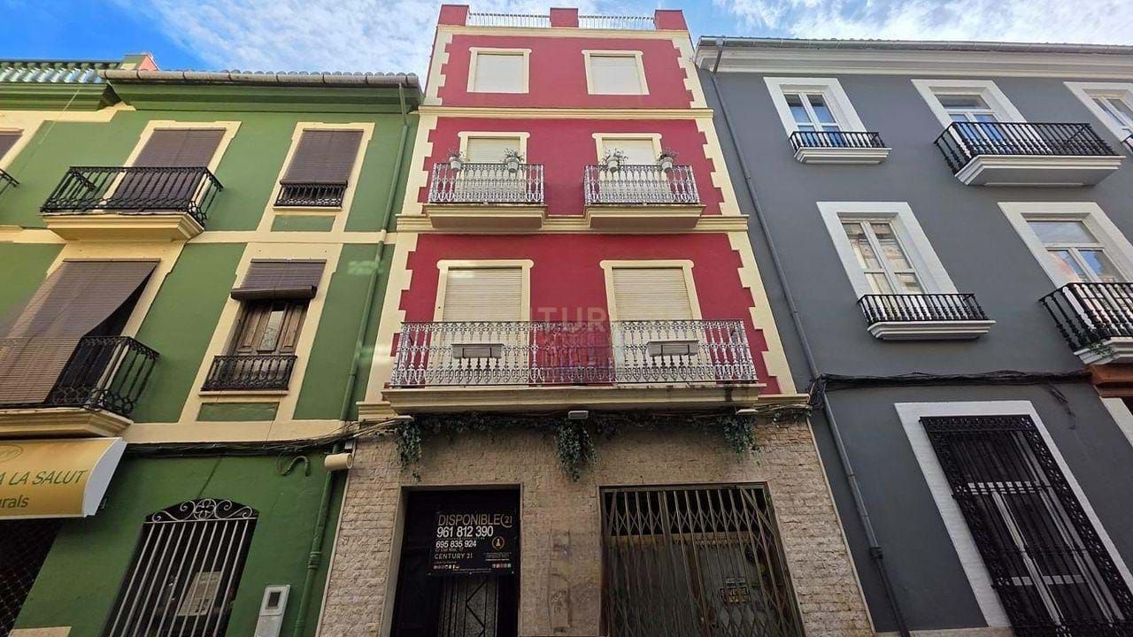 Vista exterior de Casa o xalet en venda en Alzira amb Terrassa
