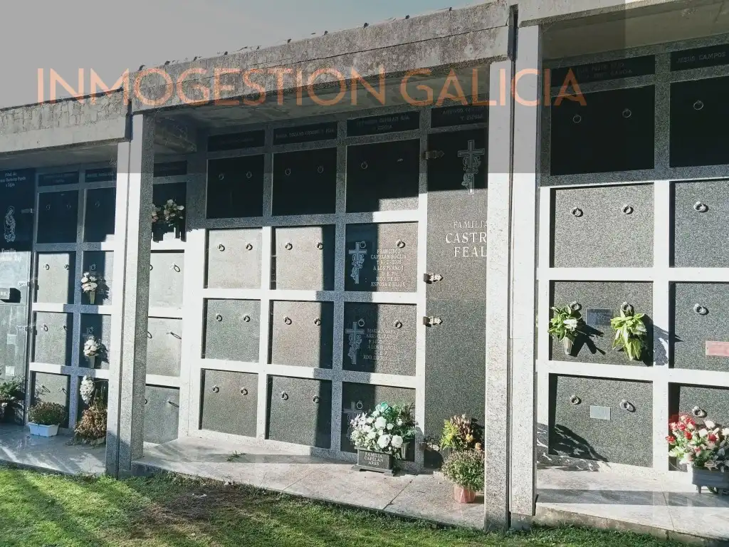 Local en venta en As encrobas, Cerceda