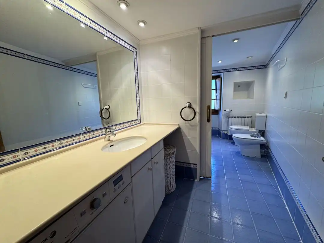 Baño de Piso en venta en Antzuola con Calefacción, Jardín privado y Terraza