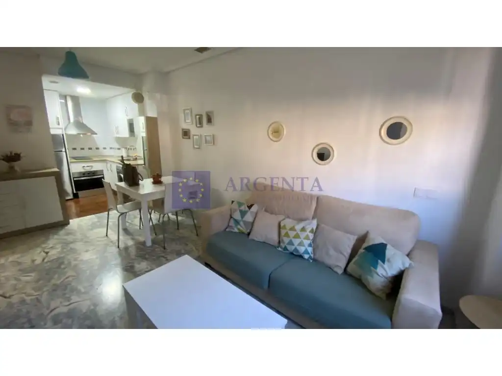 Apartament de lloguer a Casco Antiguo, imagen 2