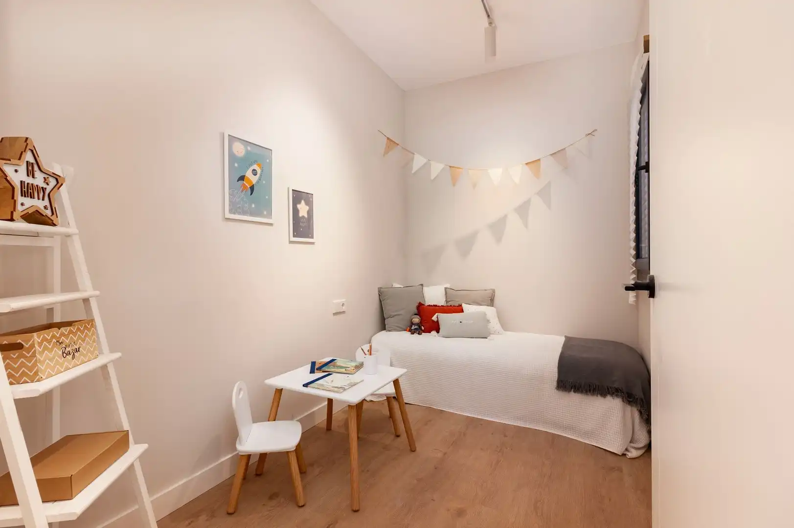 Habitación de Piso en venta en Terrassa con Aire acondicionado, Calefacción y Domótica