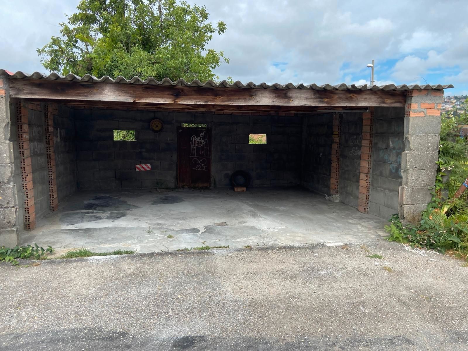 Parking de Casa o chalet en venta en Vigo  con Jardín privado