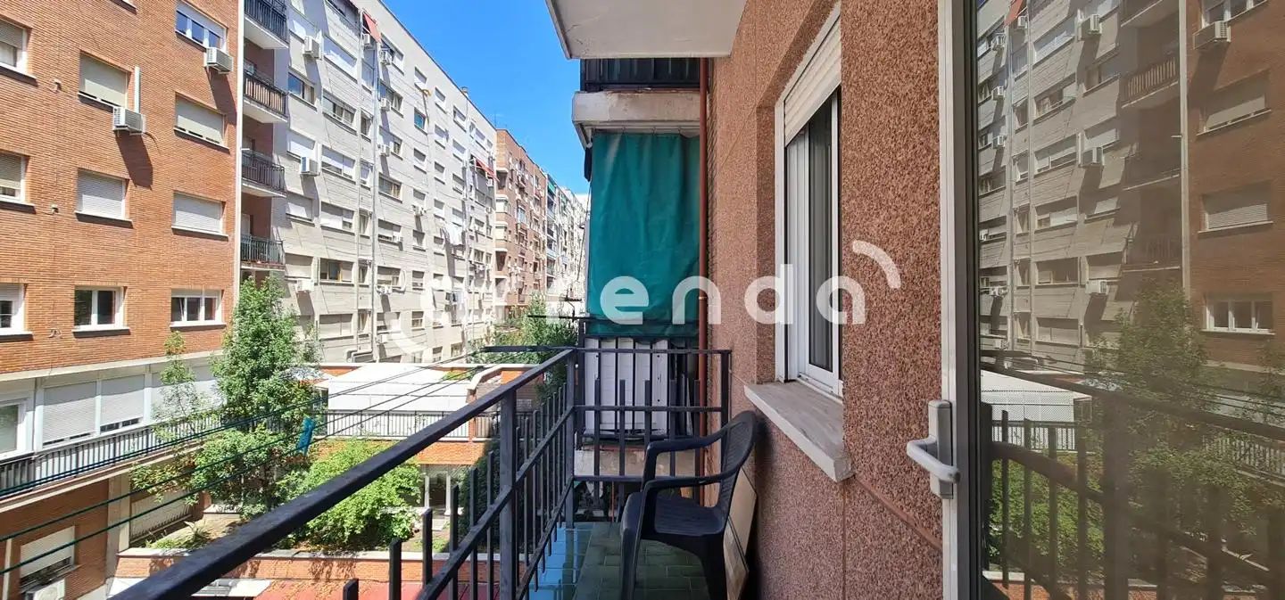 Balcony of Flat for rent in Arganzuela
