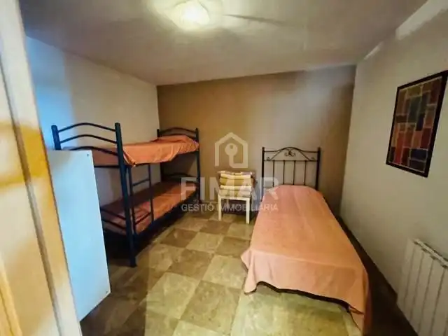 Dormitori de Casa o xalet en venda en Tordera amb Jardí privat, Terrassa i Balcó