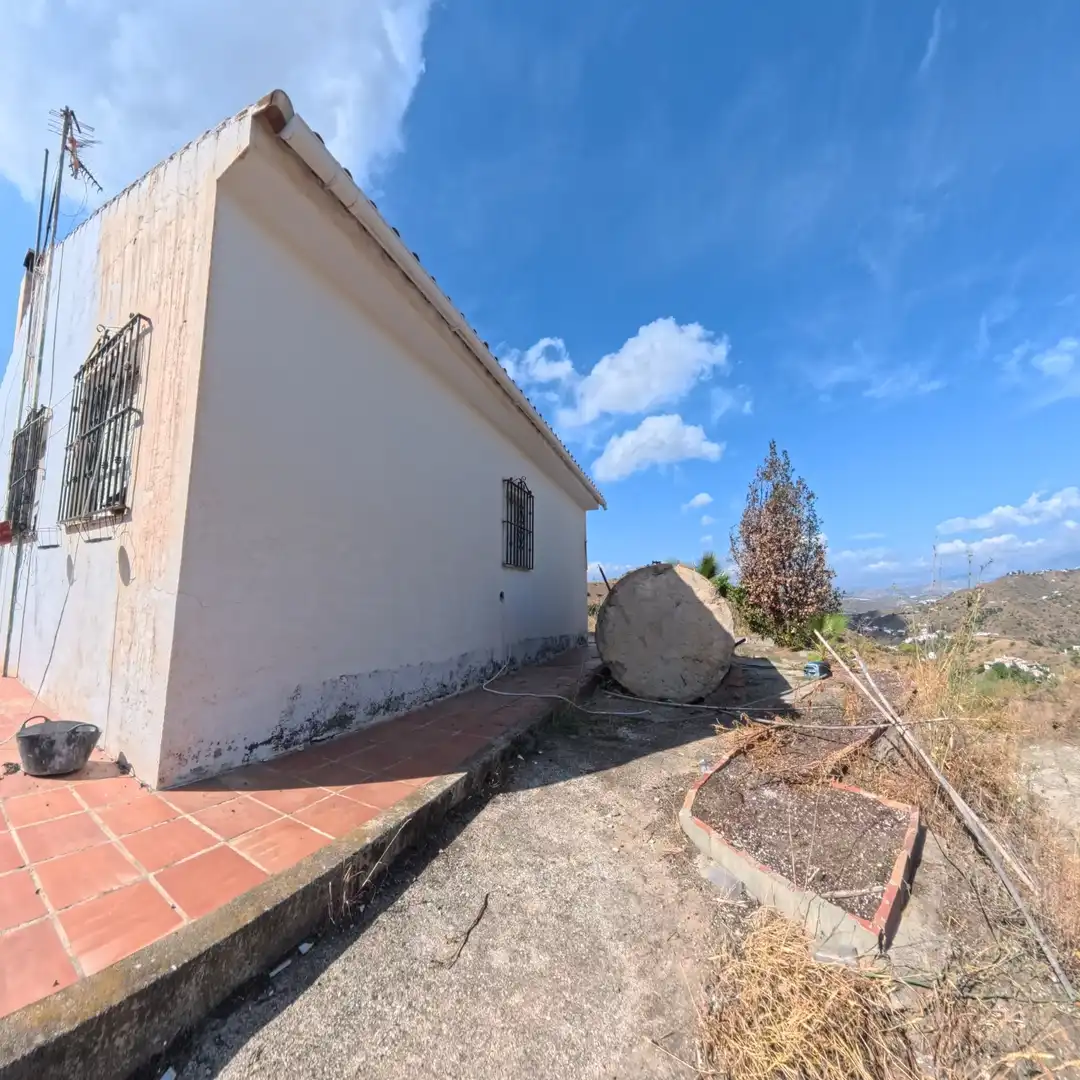 Casa rústica amb jardí en venda a Canillas de Aceituno, imagen 2