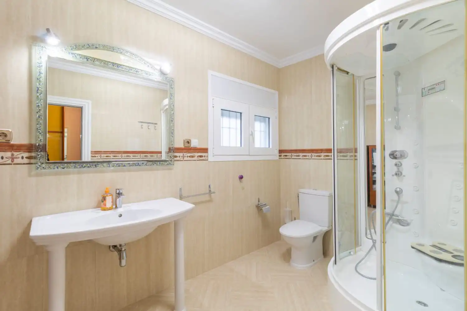 Baño de Casa o chalet en venta en Torremolinos con Aire acondicionado, Terraza y Trastero
