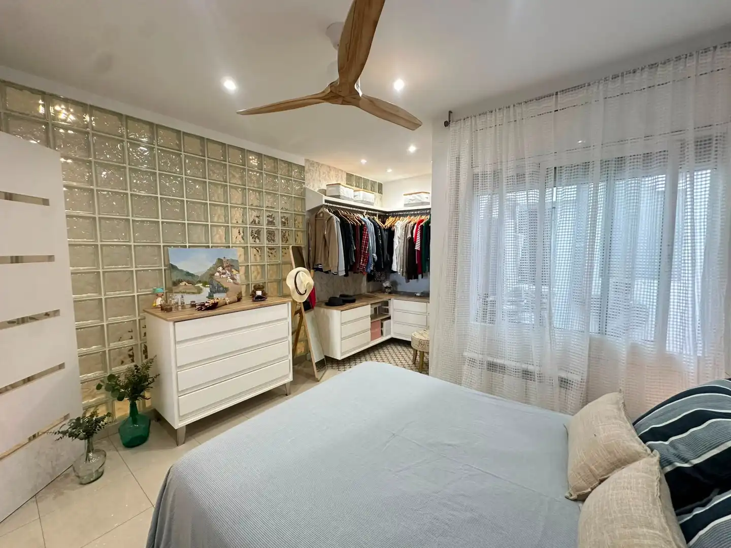 Bedroom of Ground floor for sale in Badalona  with Air Conditioner, Heating and Terrace