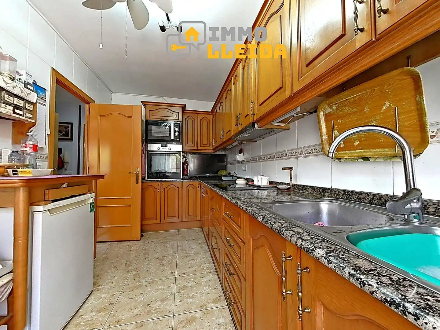 Adossat amb piscina en venda a Calle AGRAMUNT 23, imagen 9