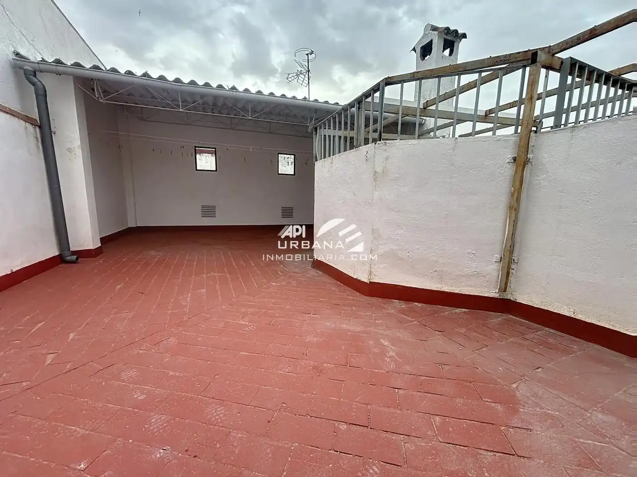 Terraza de Piso en venta en Lucena con Trastero