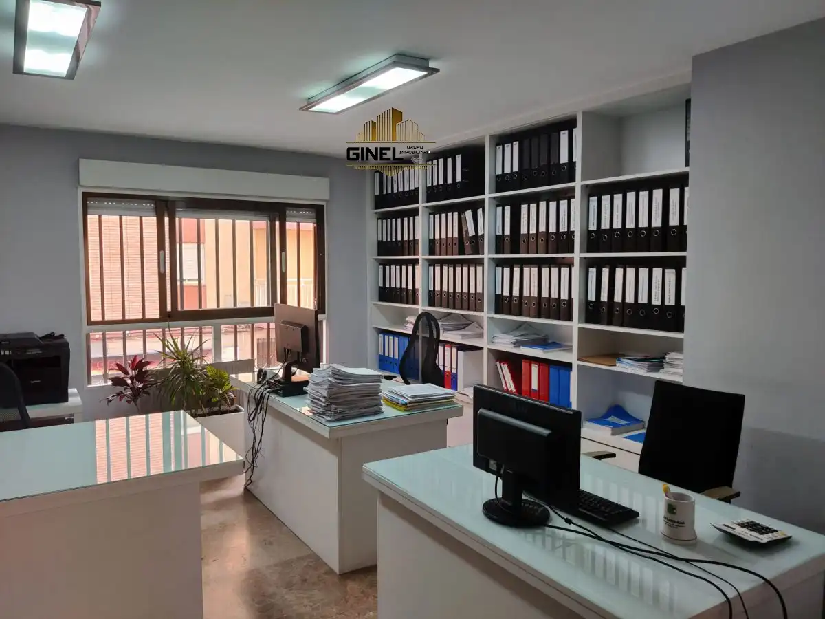 Wohnung mit Aufzug zum Verkauf in Peñamefecit - Avda Barcelona