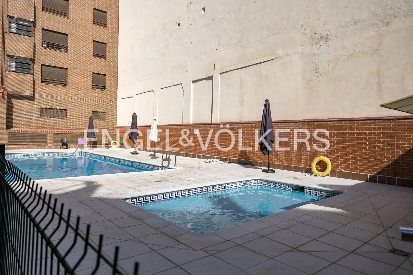 Piscina de Pis de lloguer en Madrid amb Aire condicionat, Calefacció i Piscina