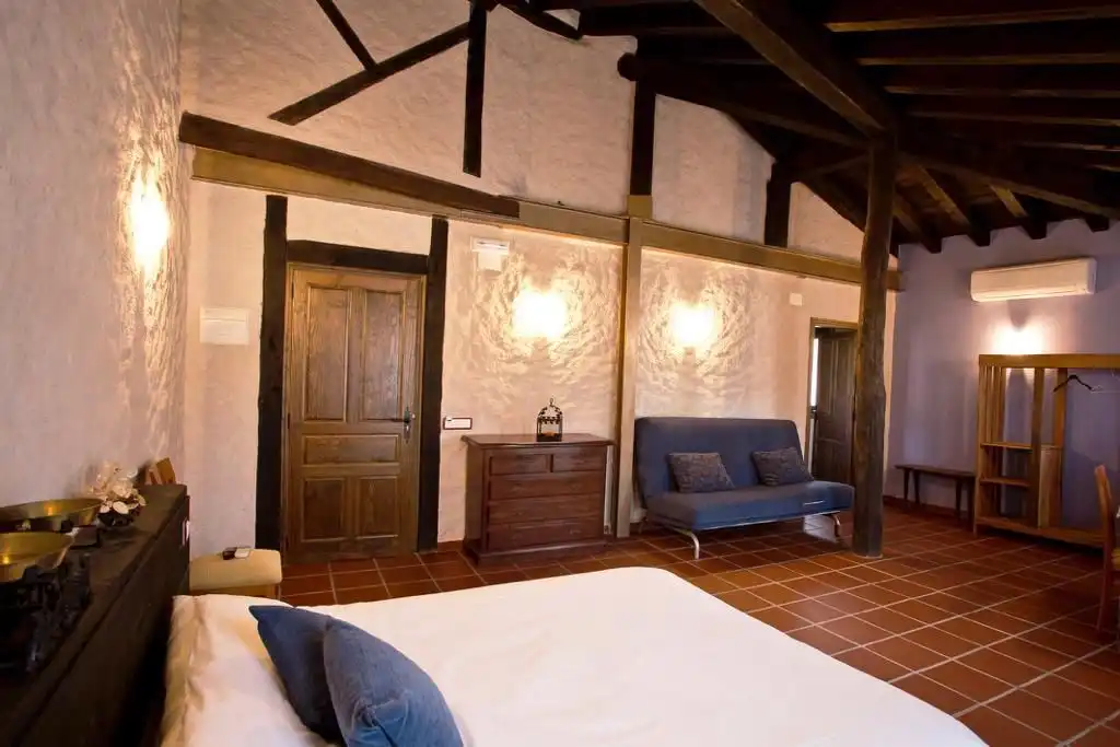 Schlafzimmer von Geschaftsraum zum Verkauf in Sequeros