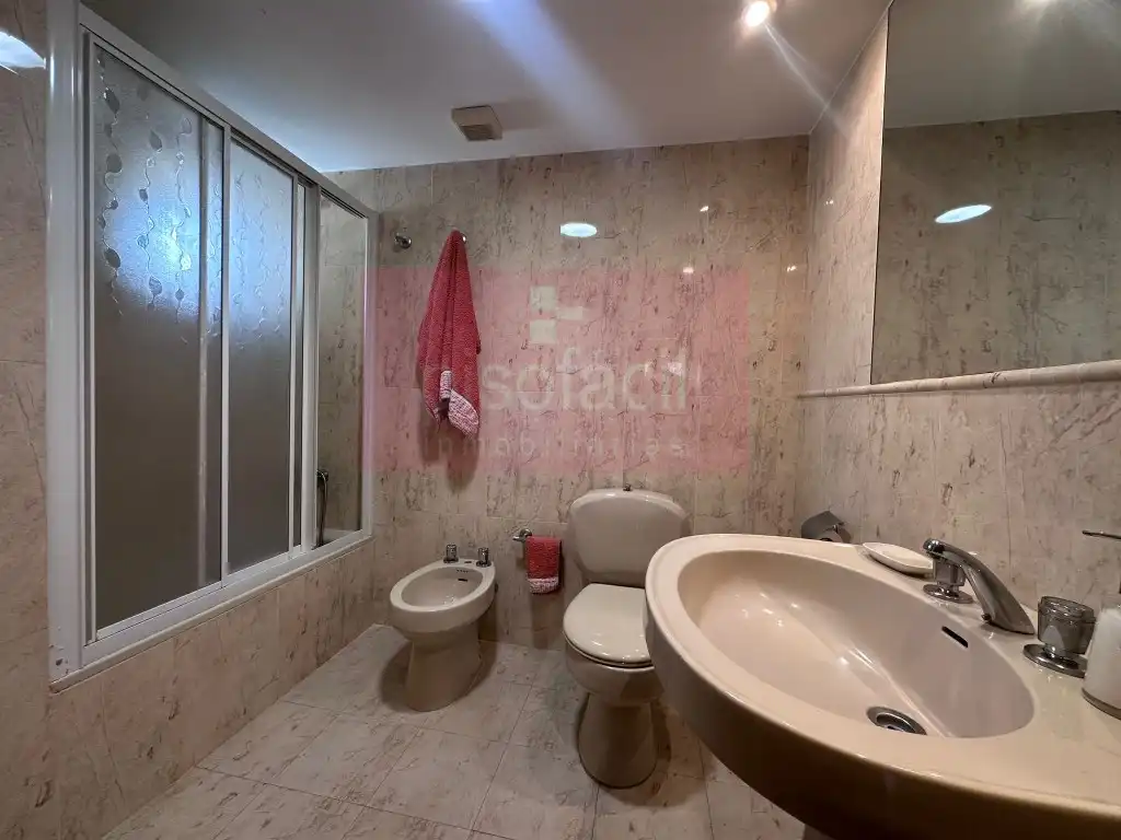 Bathroom of Houses for sale in Guntín