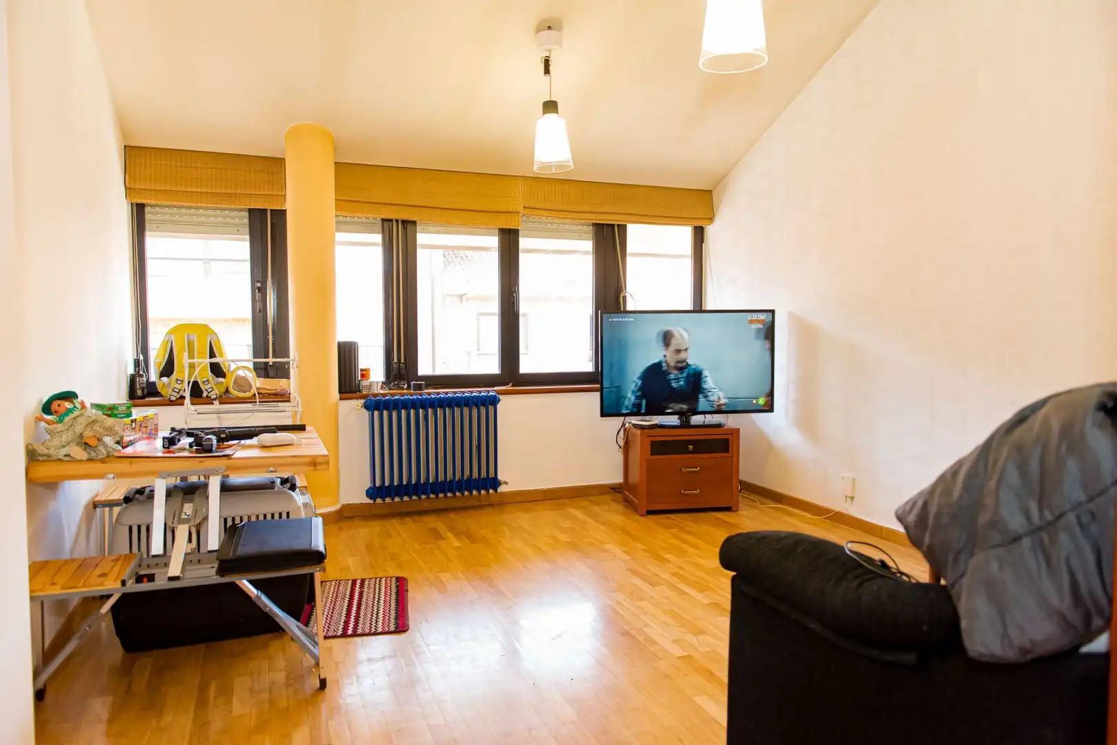 Living room of Flat for sale in Astorga  with Heating, Storage room and Furnished