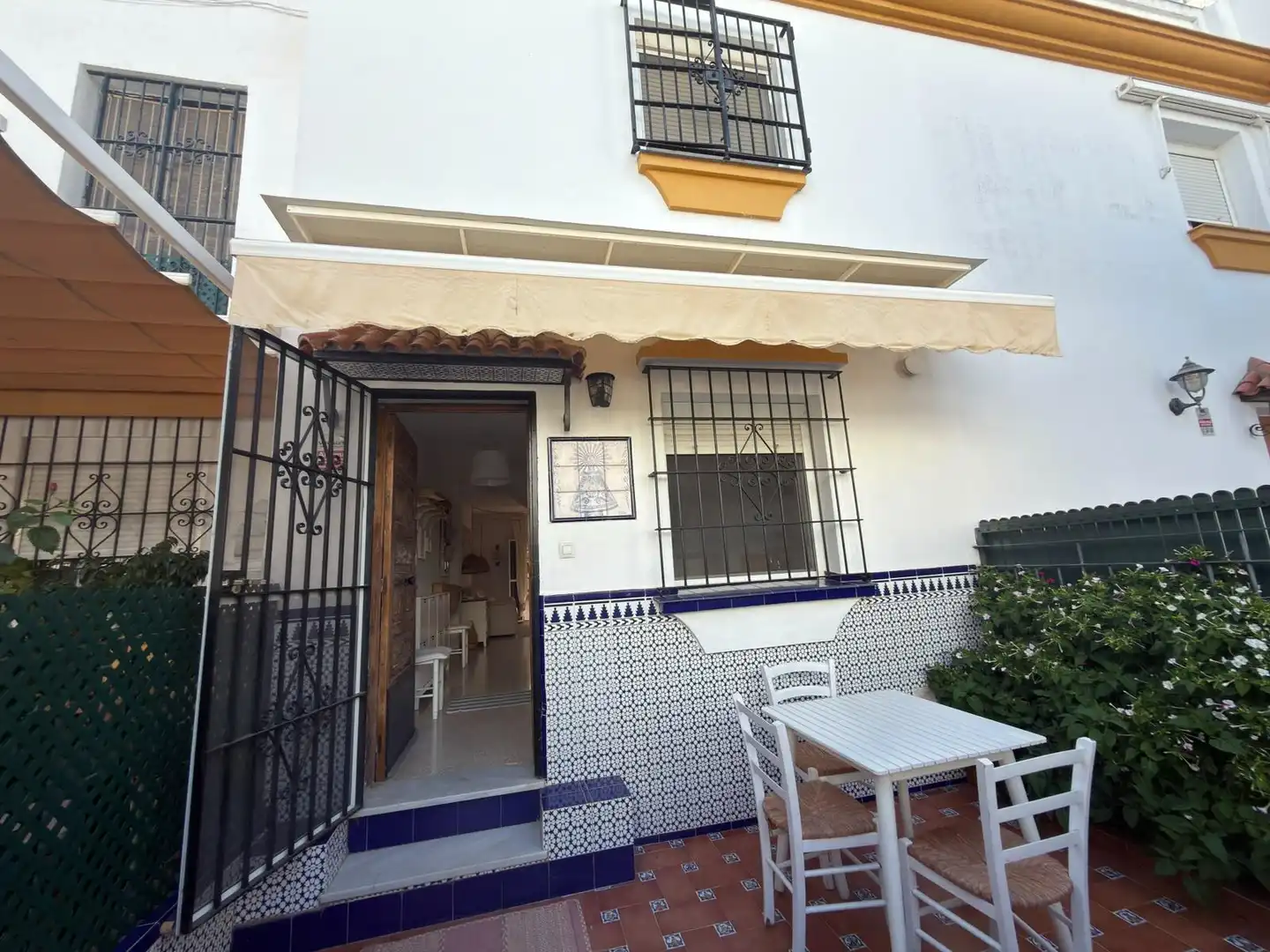 Vista exterior de Casa o chalet en venta en Chipiona