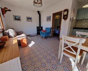 Sala d'estar de Casa o xalet en venda en La Pobla de Benifassà amb Terrassa