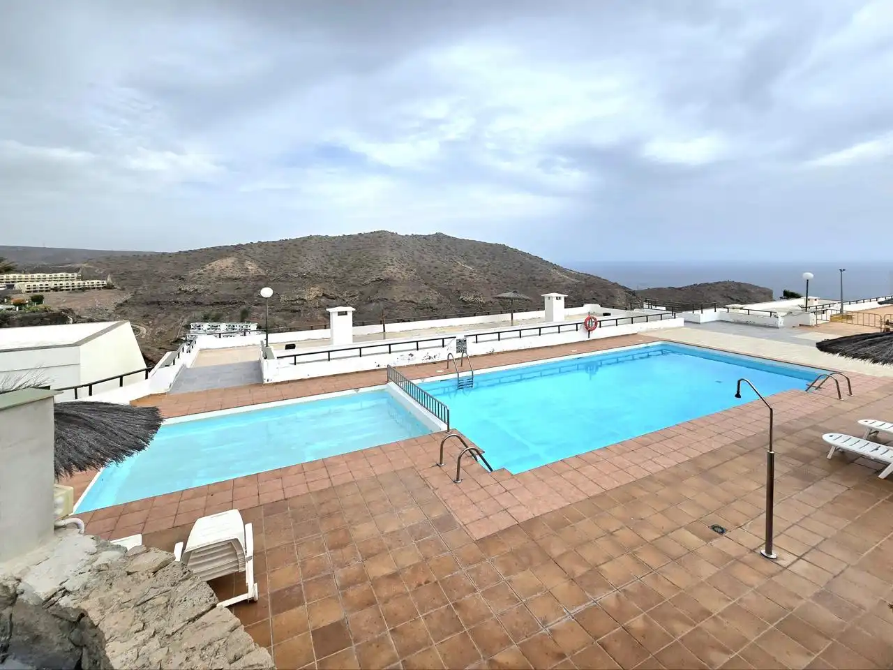 Schwimmbecken von Wohnungen zum Verkauf in Mogán mit Terrasse, Möbliert und Balkon