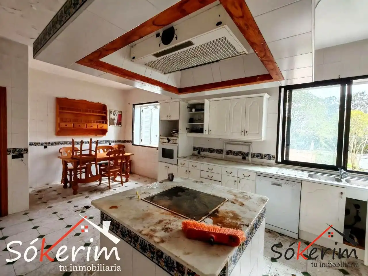 Cocina de Piso en venta en San Román de los Montes con Calefacción, Jardín privado y Terraza
