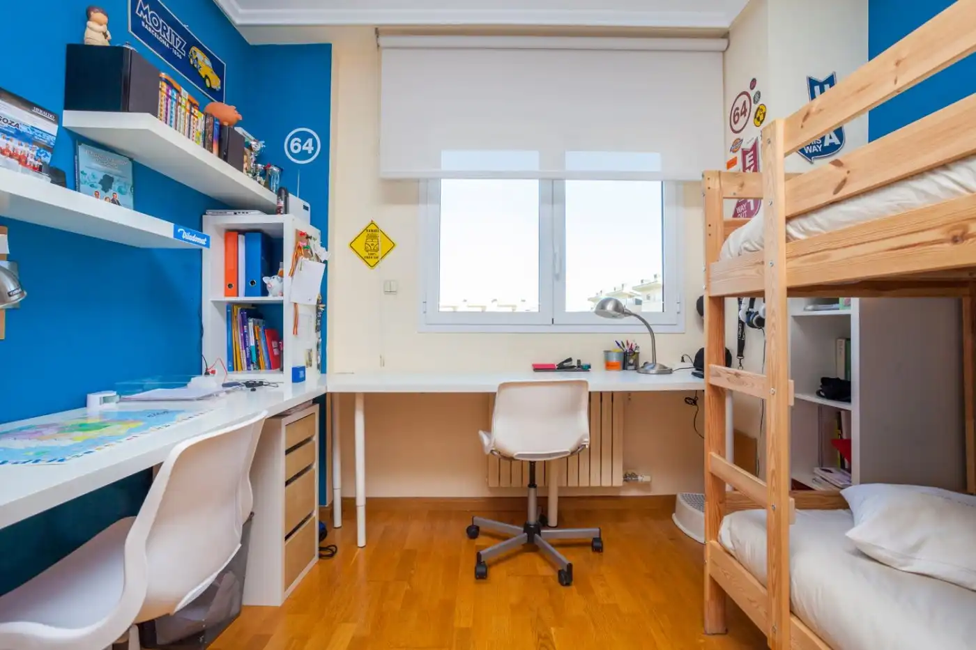 Bedroom of Detached homes for sale in Zaragoza  with Air Conditioner, Heating and Private garden