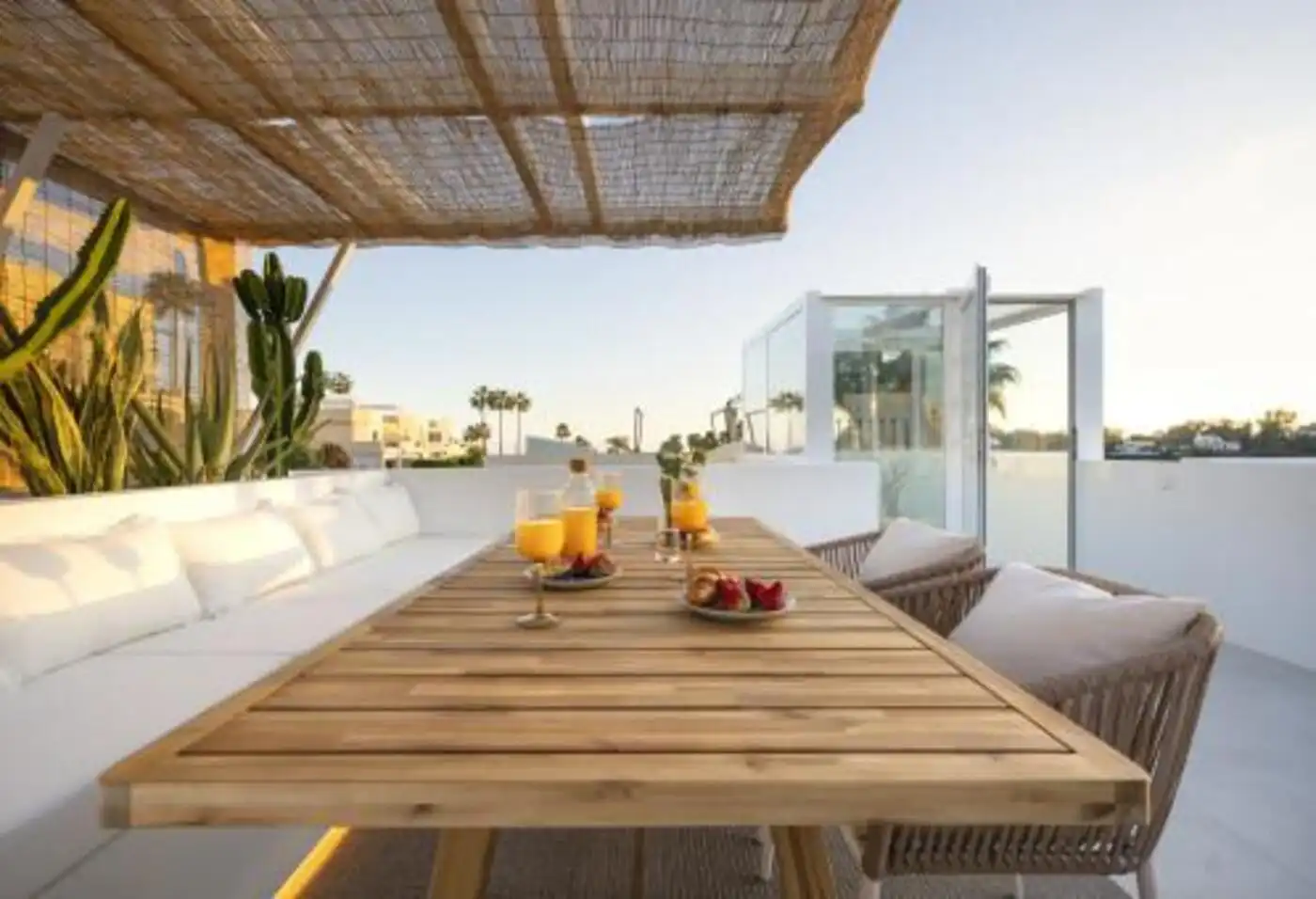 Penthouse with terrace for sale in La Quinta, imagen 8