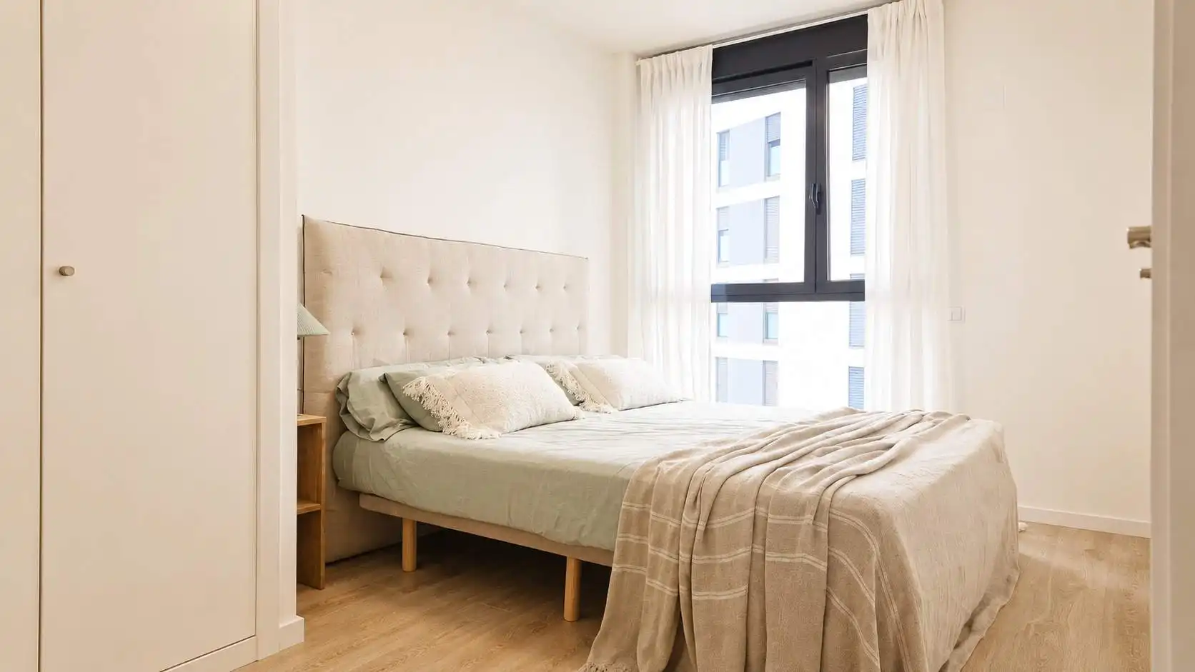 Schlafzimmer von Wohnung zur Miete in Badalona mit Klimaanlage, Terrasse und Möbliert