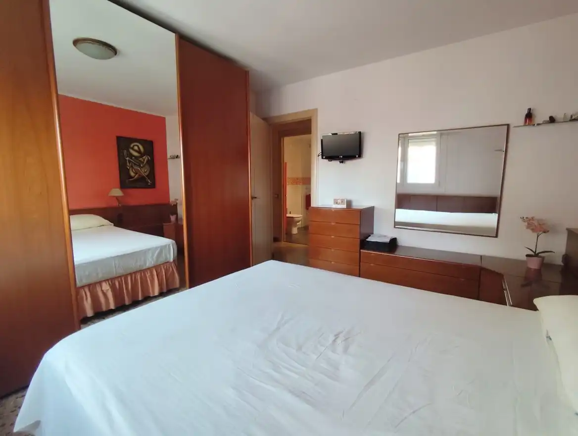 Flat with terrace for sale in Nord-oest, imagen 6