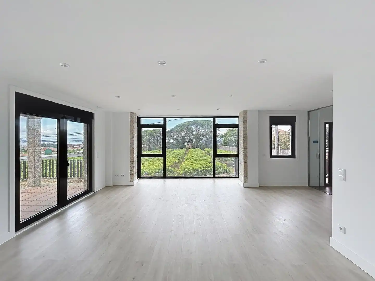 Sala d'estar de Casa o xalet en venda en Cambados amb Aire condicionat, Calefacció i Terrassa